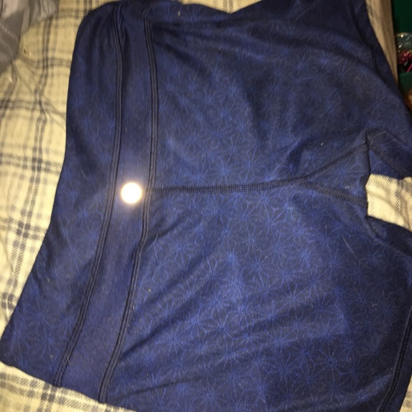 Lululemon lot SOLD - Picture 2 of 8